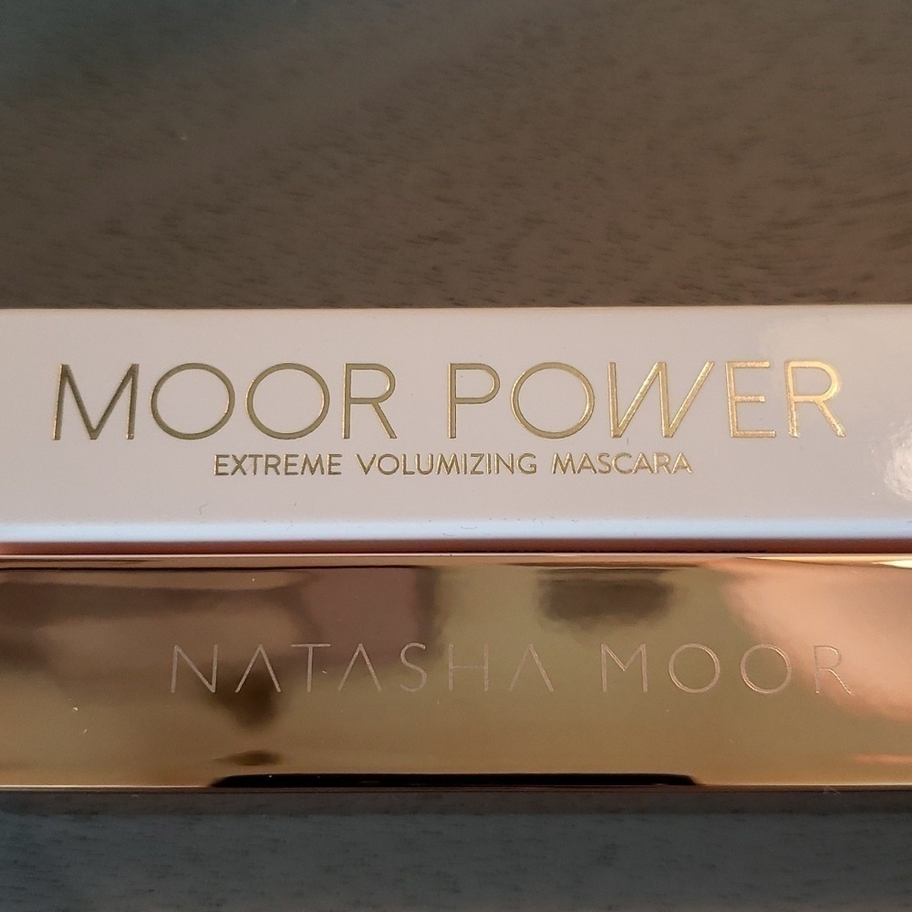 NIB Natasha Moor Moor Power Extreme Volumizing Mascara Black Unused - Picture 2 of 11